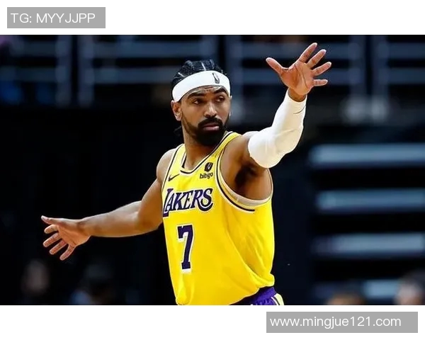 湖人队记：文森特可以出战今天对阵爵士的比赛